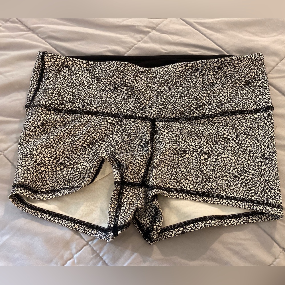 Lululemon Short